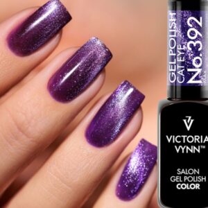 Fioletowy lakier hybrydowy No. 392 Cat Eye Victoria Vynn Gel Polish Hybrid