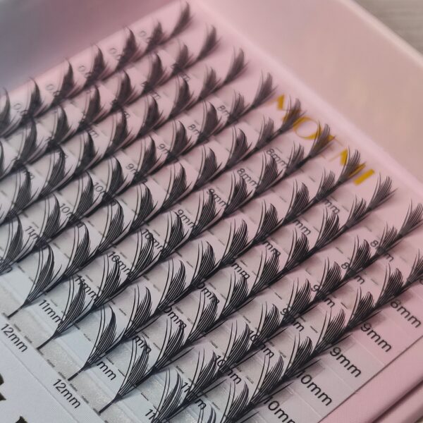 Rzęsy Anime Lashes Moemi Lash Wing - z Efektem Manga, Spike i Wet Look