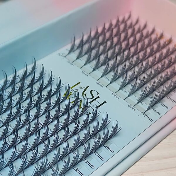Rzęsy Anime Lashes Moemi Lash Wing - z Efektem Manga, Spike i Wet Look