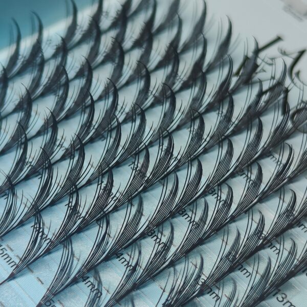 Rzęsy Anime Lashes Moemi Lash Wing - z Efektem Manga, Spike i Wet Look