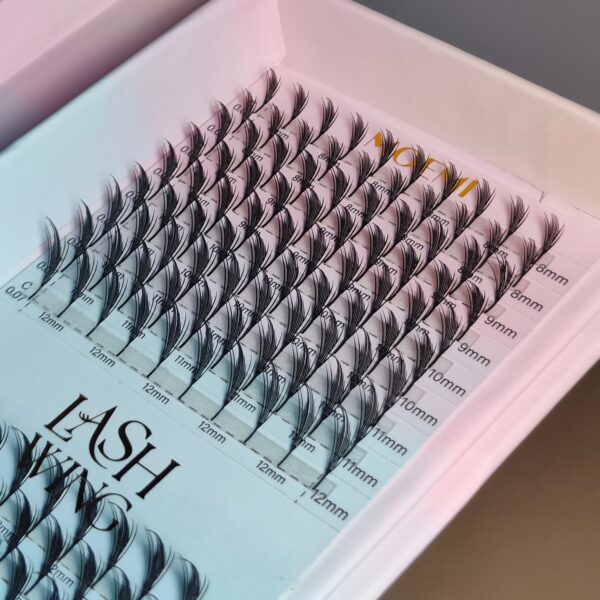 Rzęsy Anime Lashes Moemi Lash Wing - z Efektem Manga, Spike i Wet Look