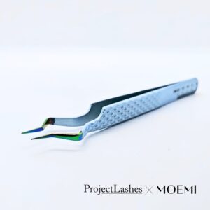 Niebieska Pęseta do Separacji Rzęs Zakrzywiona – Modliszka Moemi x Project Lashes
