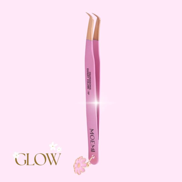 Slim Swan GLOW Moemi – różowa brokatowa pęseta do rzęs 75° z zawieszką