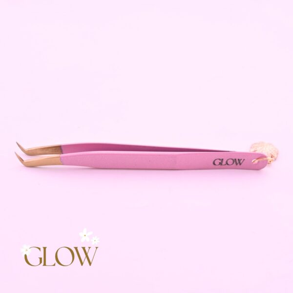 Slim Swan GLOW Moemi – różowa brokatowa pęseta do rzęs 75° z zawieszką