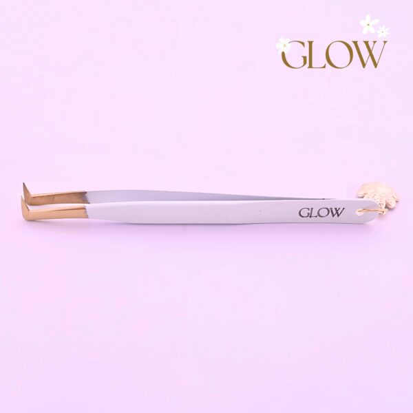 Swan GLOW Moemi – Biała pęseta kopytko do rzęs 90° z zawieszką