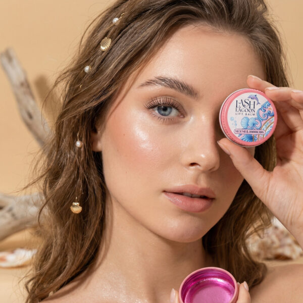 Balsam do koreańskiej laminacji i liftingu rzęs LIFT BALM | MOEMI x Dominika Sopa